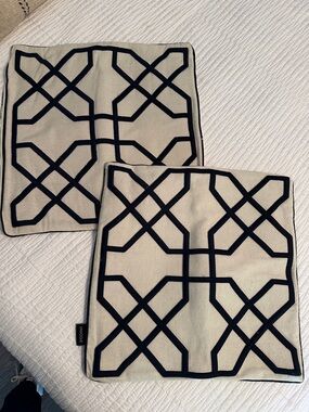 Envogue Dark Navy on Cream Geometric Pillow Covers - Set of 2